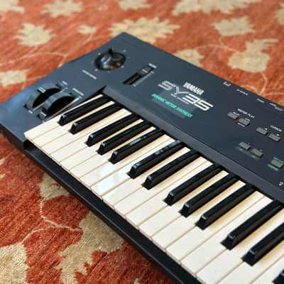 YAMAHA SY35 Vector Synthesizer image 2