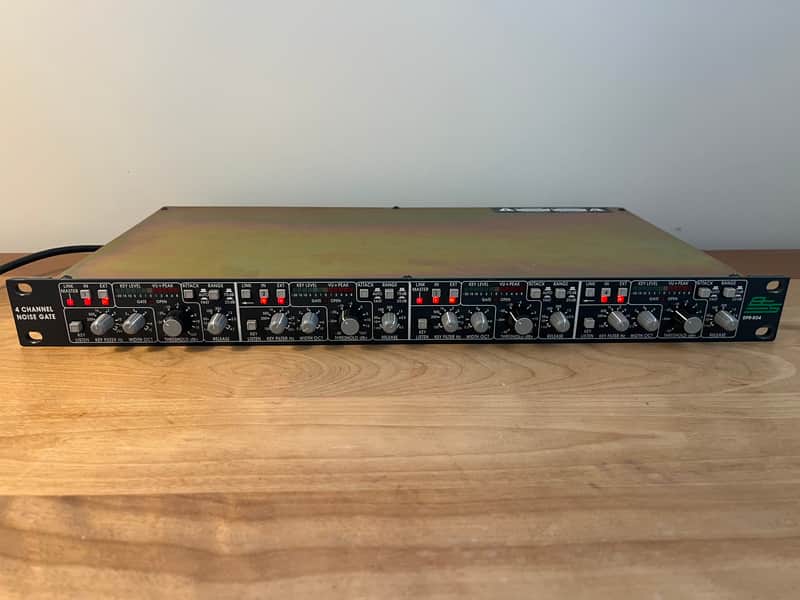 BSS DPR504 4 Channel Quad Noise Gate Excellent Condition 1 of 2