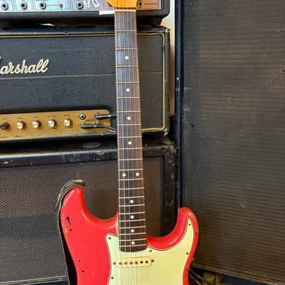 Fender Custom Shop Michael Landau '63 Stratocaster Relic 2013 - Present - Fiesta Red over 3-Color Sunburst image 3