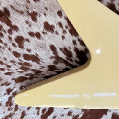 2009 Gibson Flying V ’67 Reissue – Exceptional Player – Duncan SH-5/Jazz – OHSC and Papers image 14