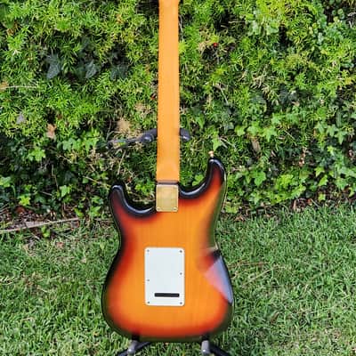 Fender 1997 LTD Collectors Edition 1997 - Sunburst image 2