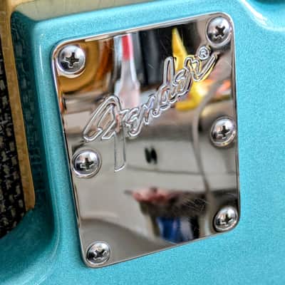 Fender Roscoe Beck Artist Series Signature Bass V 2004 - Teal Green Metallic image 9
