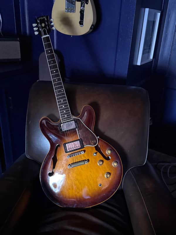 Navigator 335 0100 70’s/80’s - Violin burst