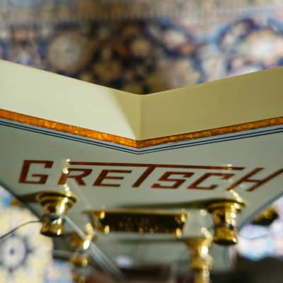 Gretsch White Falcon 6136T-59 Vintage Select Edition with Bigsby, Vintage White, Nitrocellulose Finish image 15