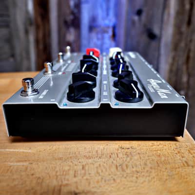Hughes & Kettner AmpMan Classic 50-Watt Pedalboard Guitar Amp 2021 - Present - Light Gray image 11