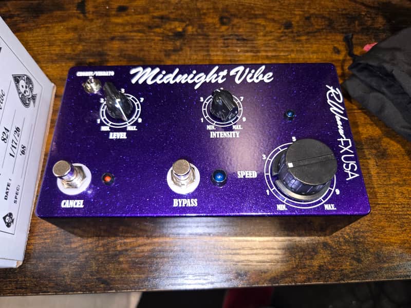 R. Weaver FX Midnight Vibe '68 Spec image 1