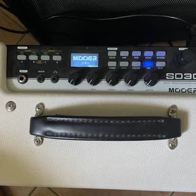 Mooer SD30 30-Watt 1x8" Digital Modeling Guitar Combo 2019 - Present - White image 4