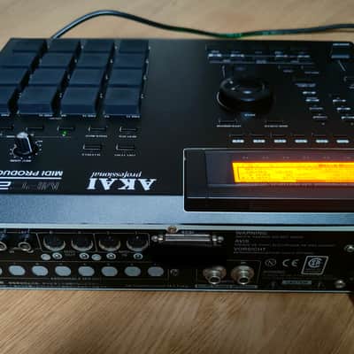Akai MPC2000XL MIDI Production Center 2000 - 2005 - Grey image 9