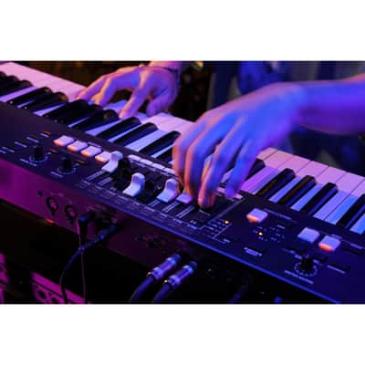 Hammond M-Solo 49 Key Performance Keyboard; Blue image 5