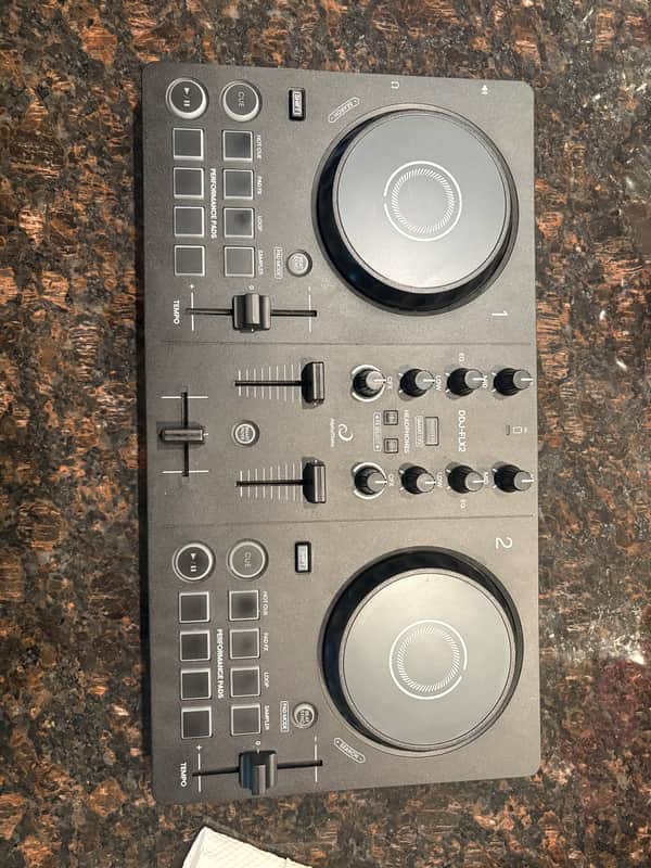 AlphaTheta DDJ-FLX2