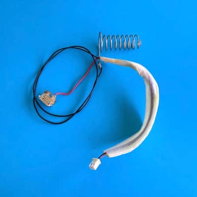 YAMAHA PSR-260 Keyboard Part: Battery Spring & Contact Plate w/Harness