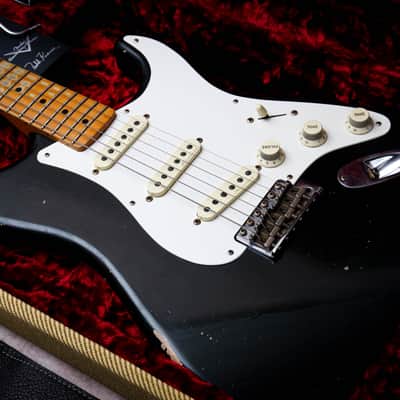 FENDER USA CS Mastertbuilt 56' Reissue Active Stratocaster Relic * Todd Krause "Faded British Racing Green" (2022) image 2
