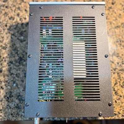 Avalon M5 Microphone Preamplifier 2010(EXTERNAL PSU) image 5