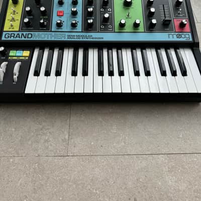 Moog Grandmother 32-Key Semi-Modular Analog Synthesizer 2018 - Present - Black / Multi-Colored Panel image 3