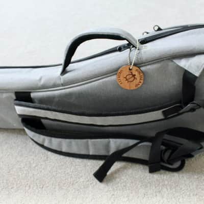 Big Island Ukulele Company K5A-CTU Artist Series 5A Curly Koa Concert Ukulele W / Carrying Case image 21