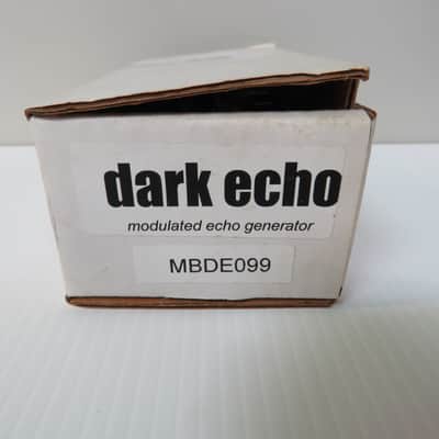 Mr. Black Dark Echo Modulated Echo Generator Effects Pedal - Black image 9