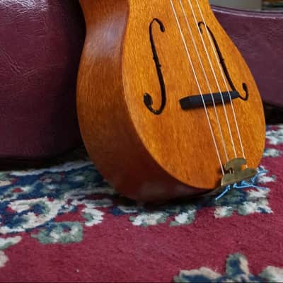 Ukulele soprano violin 2021 naranja image 2