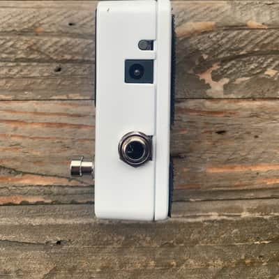 TC Electronic Polytune 3 Mini Polyphonic Tuning Pedal 2019 - Present - White image 2