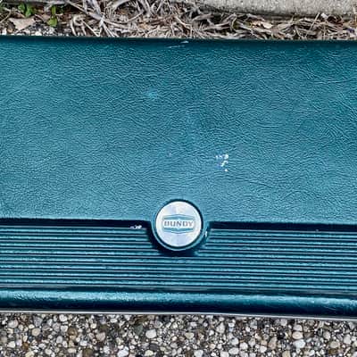 Bundy Alto Saxophone Red Label #456498 w/ Green Case USA image 10
