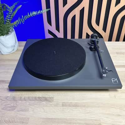 Rega P1 Planar 1 Turntable Rega Carbon Cartridge image 2
