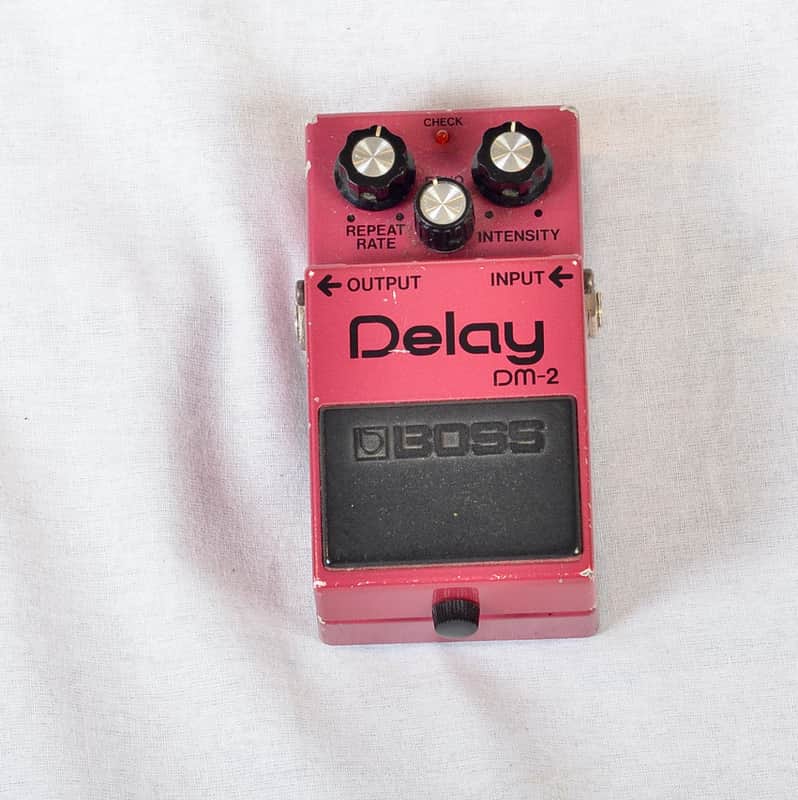 Boss DM-2 Delay Pedal | Reverb