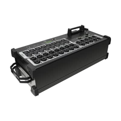 Mackie DL32S 32-Channel Wireless Digital Live Sound Reinforcement Mixer 2018 - Present - Black image 2