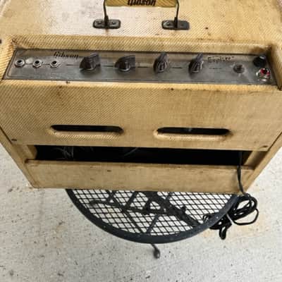 Gibson GA-18 Explorer-14 watt-1x10" Guitar Combo image 2