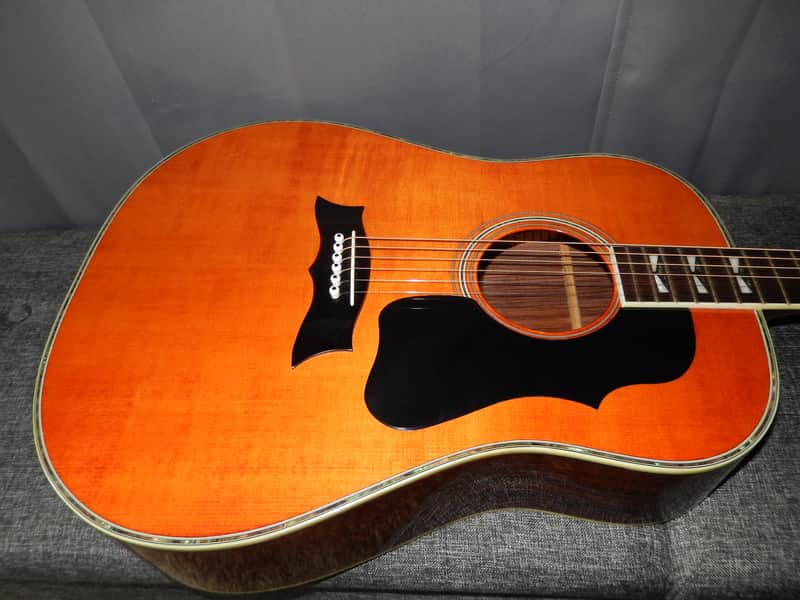 MADE IN JAPAN 1985 - MORRIS MG600 - SUPERB - GIBSON STYLE