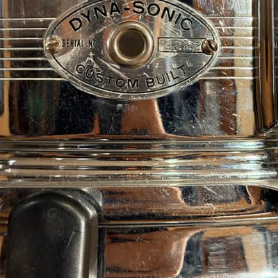 Rogers "7-Line" Dyna-Sonic 5x14" Brass Snare Drum with "Beavertail" Lugs 1963 - 1967 - Chrome image 2
