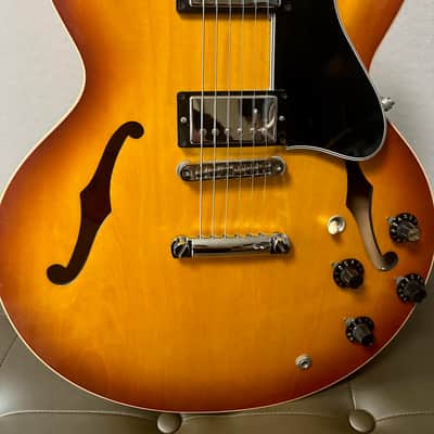 Gibson Larry Carlton Signature ES-335 2002 - 2015 - Carlton Burst image 2