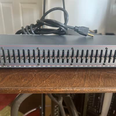 DOD 431 Series II 31 band graphic equalizer with rack mount bolts/washers image 3