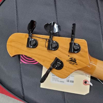 Ernie Ball Music Man StingRay Special 4 HH with Ebony Fretboard Kiwi Green image 13