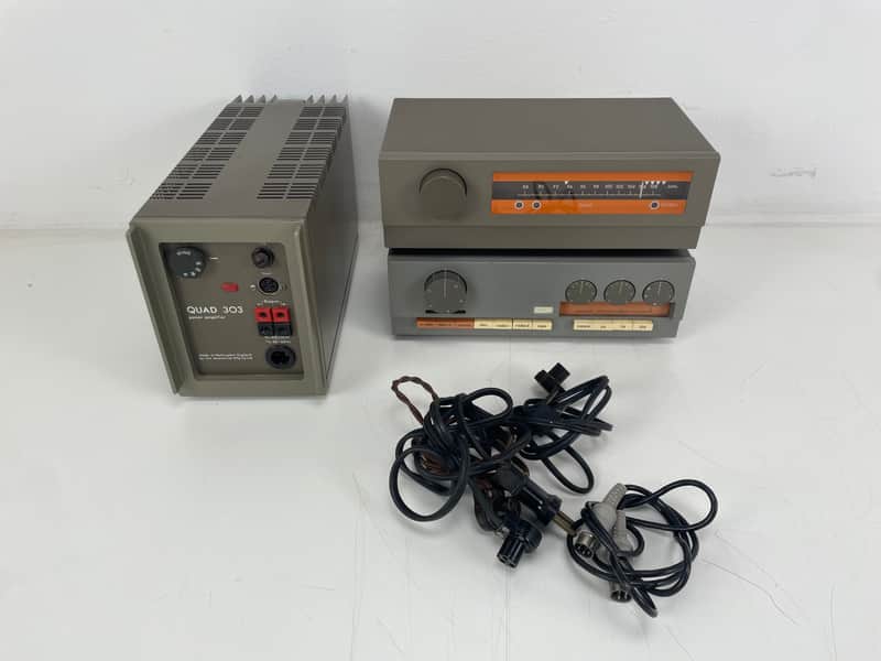 Quad 33 / FM3 / 303 – Pre-Amplifier, Power Amplifier & Tuner Set – Inc. Cables