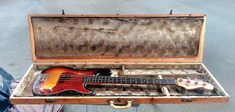 Fender Precision Bass 1962 - used to support Beatles And Stones - Very Good