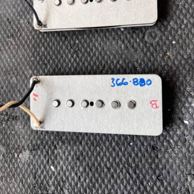 Fender Jazzmaster Vintera II Pickups image 2