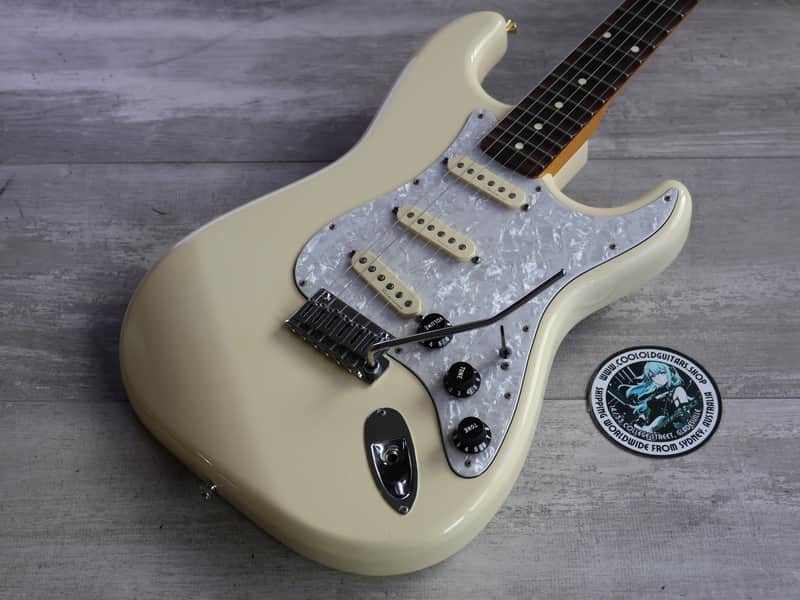 2012 Fender Japan ST62/SC Limited Edition Scalloped Stratocaster (Vintage White)
