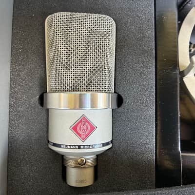 Neumann TLM 102 Studio Set with Shockmount 2018 - Present - Nickel image 3