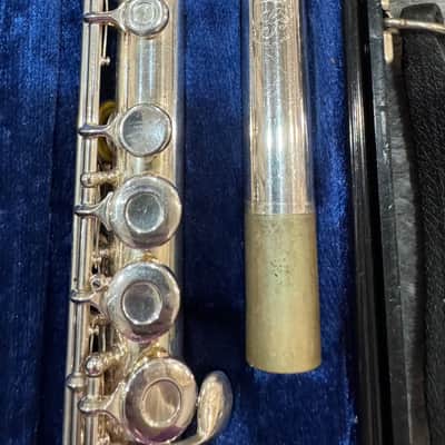 Gemeinhardt 2SP Silver-Plated Flute – Made in USA – Solid Student/Intermediate Instrument image 3