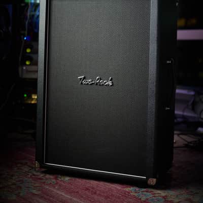 Two Rock Classic Reverb Signature 100 Watt W/ 2X12 Cabinet image 3