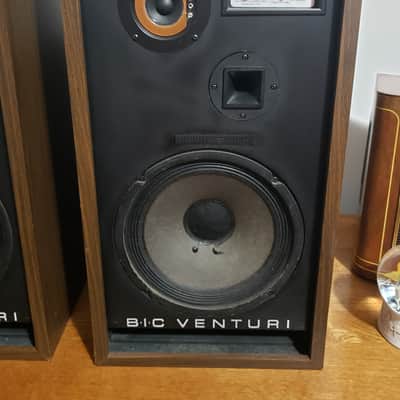 BIC Venturi Formula 4 1976 Walnut image 12