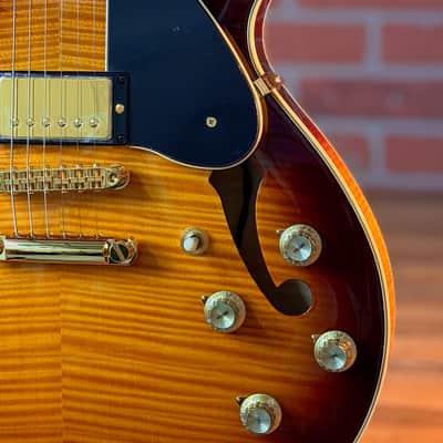 Yamaha SA2200 Violin Semi-Hollow Electric Guitar - Violin Sunburst image 3