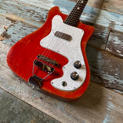 Truetone Vanguard Early 60’s - Restored image 3