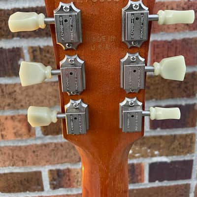 Gibson J-30 1989 - 2000 - Antique Natural new comb lock installed on case image 16