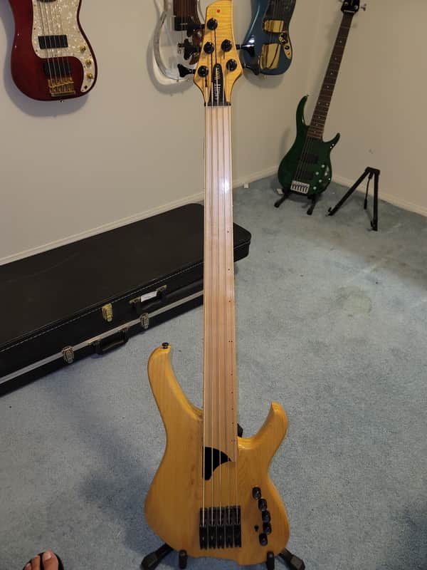 Wilcox lightwave classica c5 fretless 2000's natural image 1