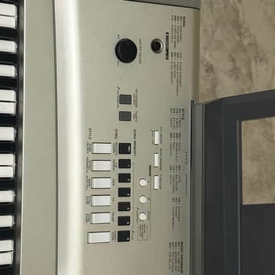 Yamaha YPG235 Portable Grand Piano 2010s - Silver image 3