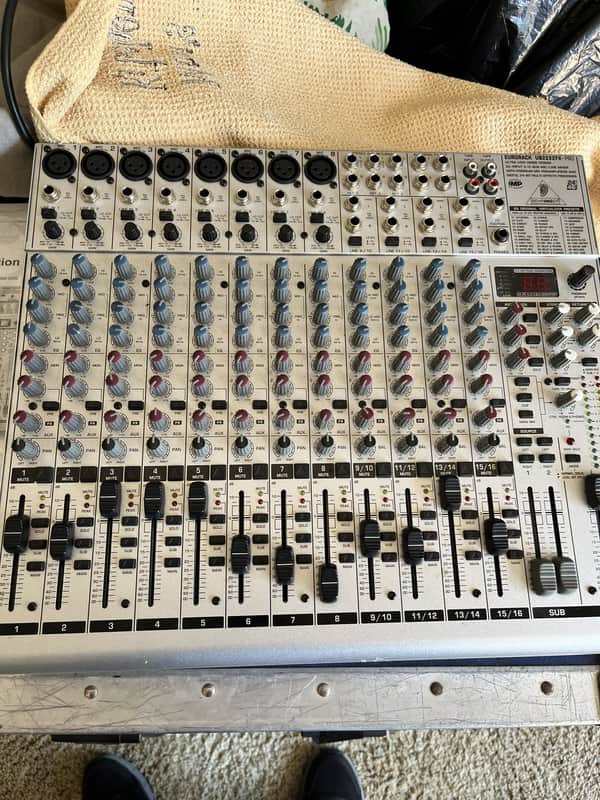 Behringer Eurorack UB2222FX-PRO 22-Channel Analog Mixer  Early 2000s image 1