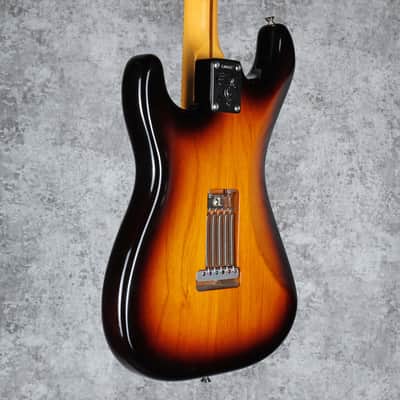 Fender Eric Johnson Stratocaster  Maple Fretboard 2017 Two Tone Sunburst image 7