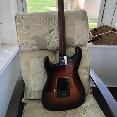 Fender Stratocaster 2016 - Tobacco burst image 4