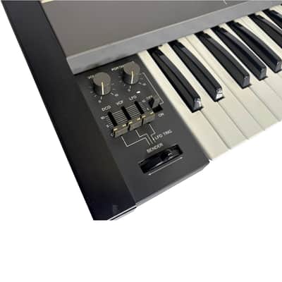 Roland Juno-106 - Stunning Condition image 5