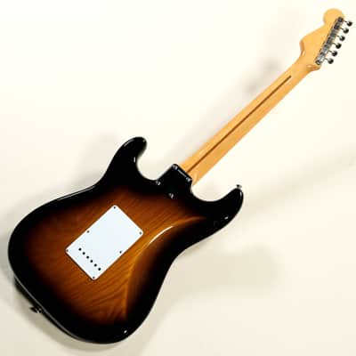 Fender 70th Anniversary American Vintage II 1954 Stratocaster 2-Color Sunburst [V700929] (06/11) image 4